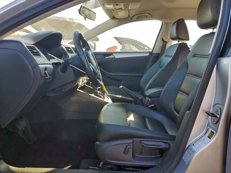 2014 VOLKSWAGEN JETTA SE  