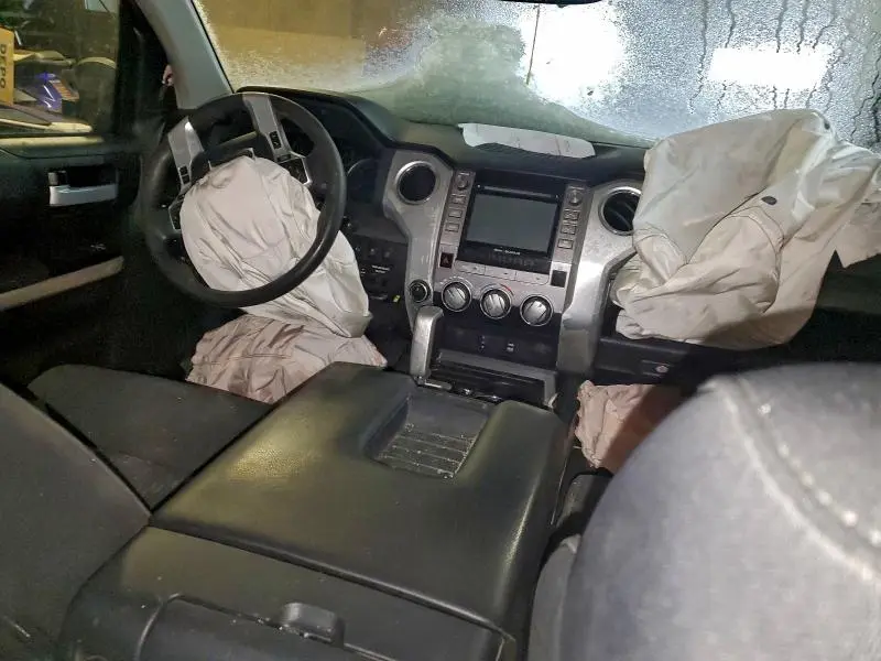 2019 TOYOTA TUNDRA DOUBLE CAB SR  