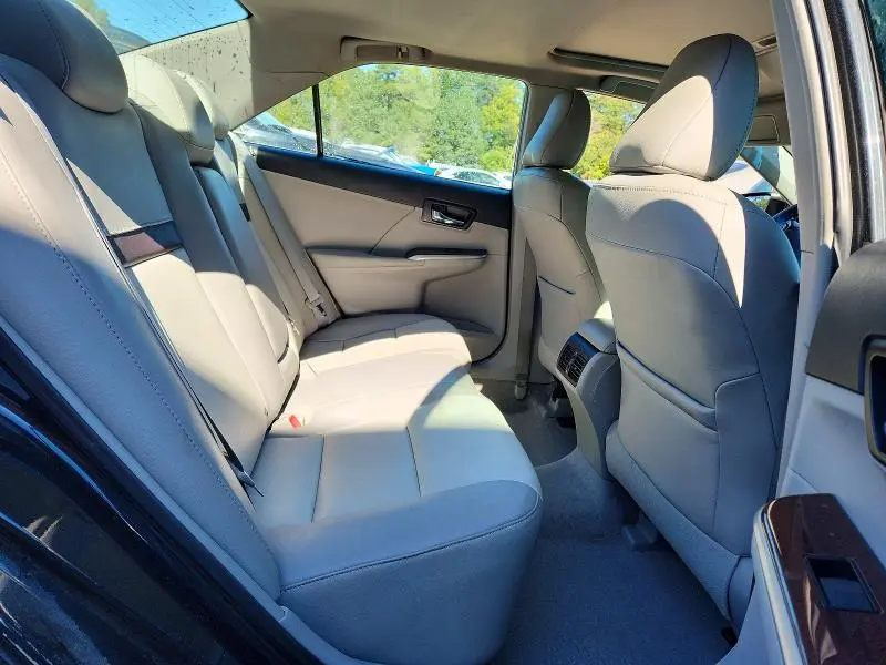 2012 TOYOTA CAMRY XLE V6  