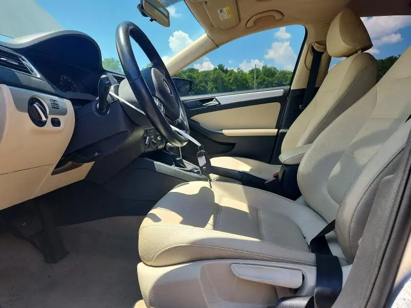 2011 VOLKSWAGEN JETTA TDI  