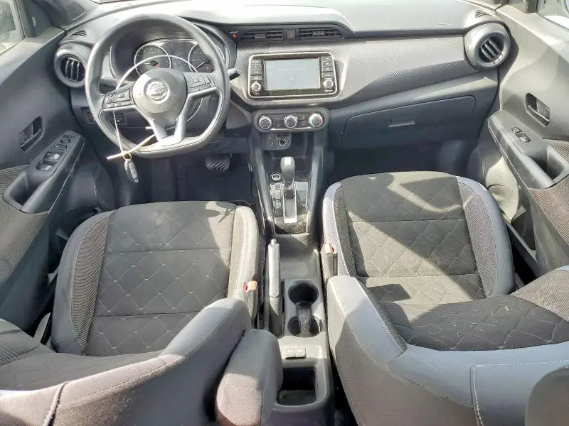 2020 NISSAN KICKS S  