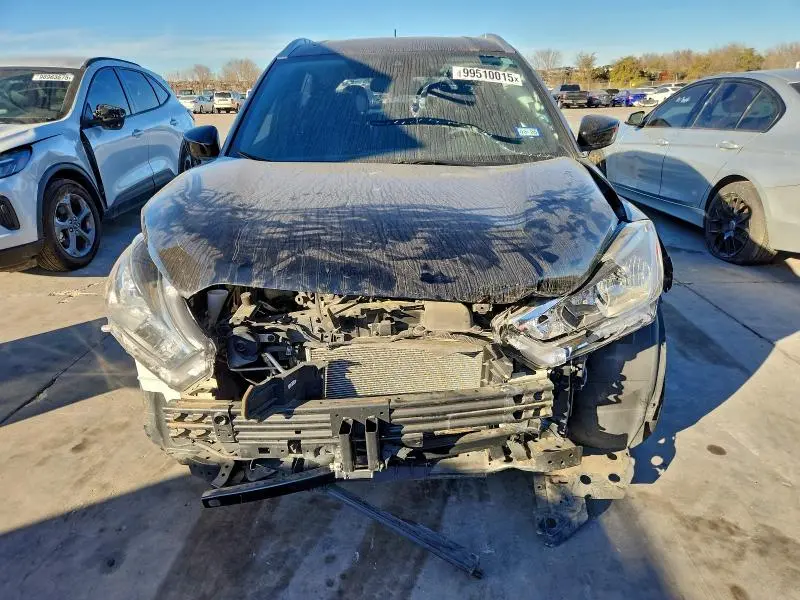 2020 NISSAN KICKS SV  