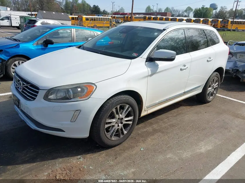 2016 VOLVO XC60 T5 DRIVE-E PLATINUM