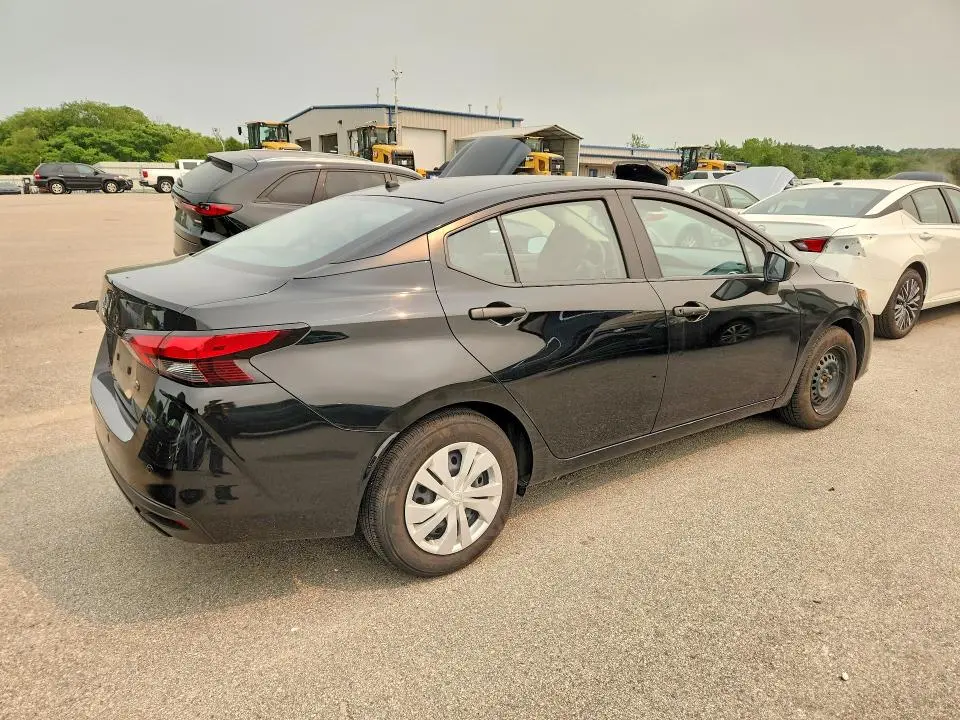 2025 NISSAN VERSA S  