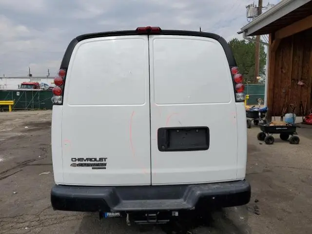 2015 CHEVROLET EXPRESS G2500   