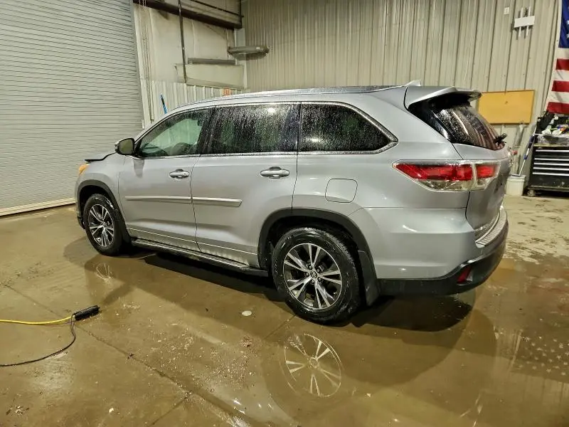 2016 TOYOTA HIGHLANDER XLE  