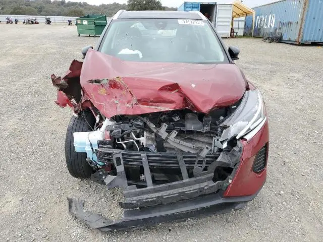 2023 NISSAN KICKS SV  