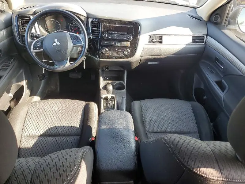 2015 MITSUBISHI OUTLANDER ES  