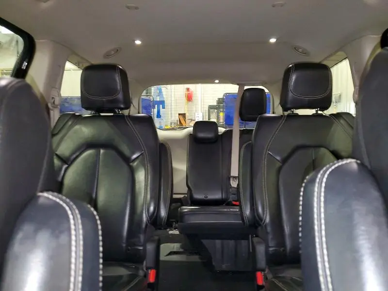 2020 CHRYSLER VOYAGER LXI  