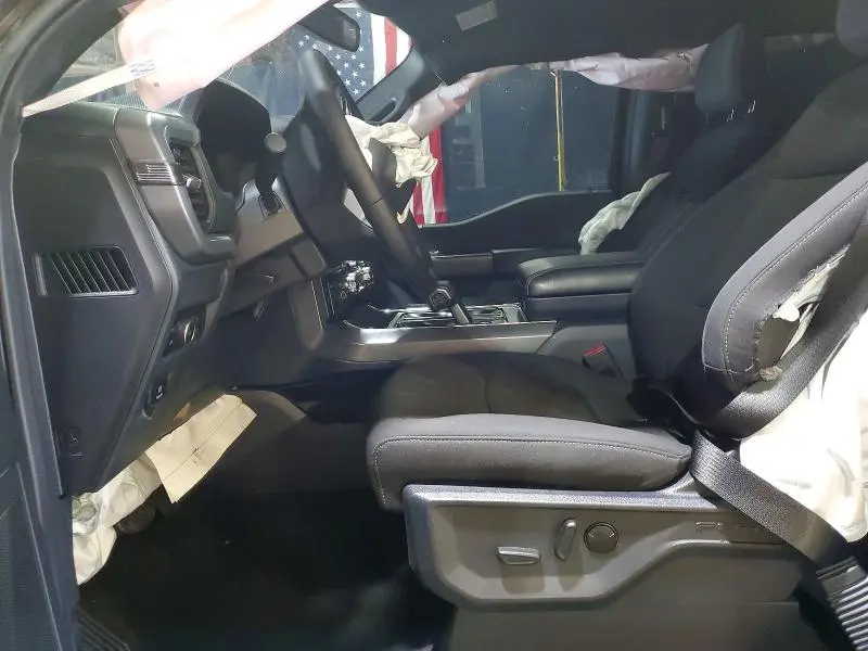 2025 FORD F150 XLT  