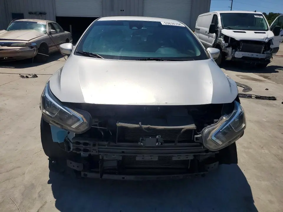 2020 NISSAN VERSA SV  