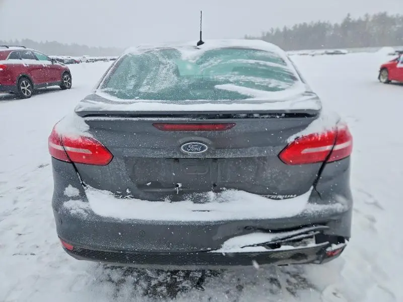 2015 FORD FOCUS TITANIUM  