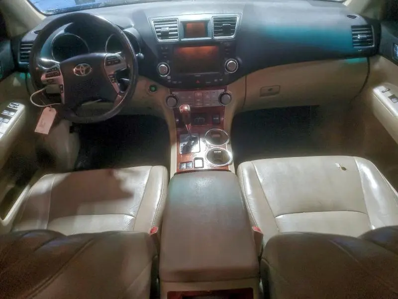 2011 TOYOTA HIGHLANDER LIMITED  