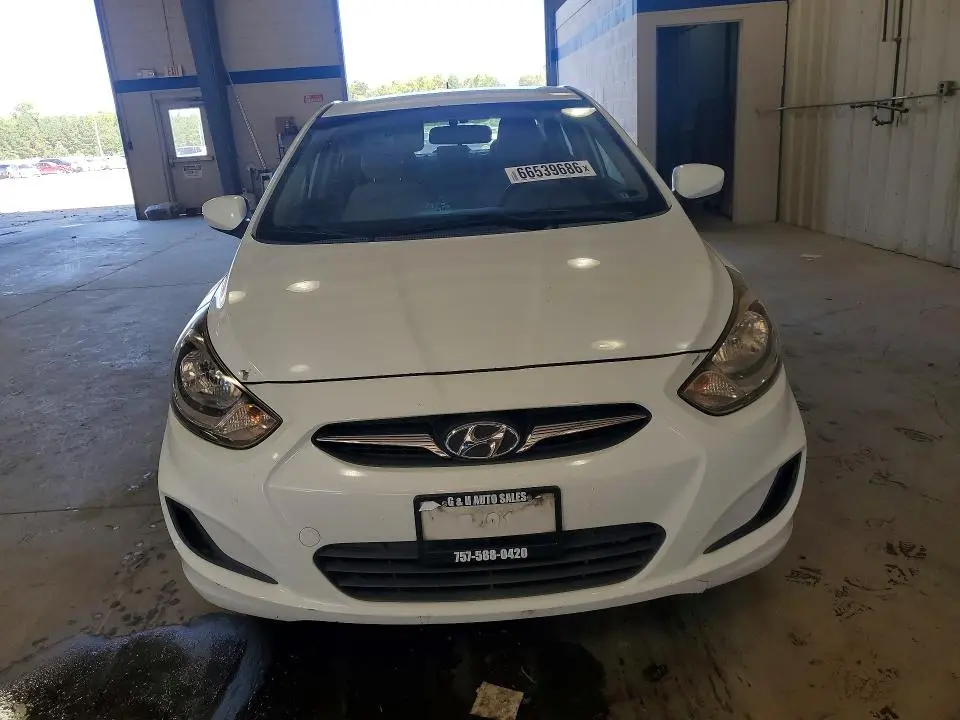 2012 HYUNDAI ACCENT GLS  