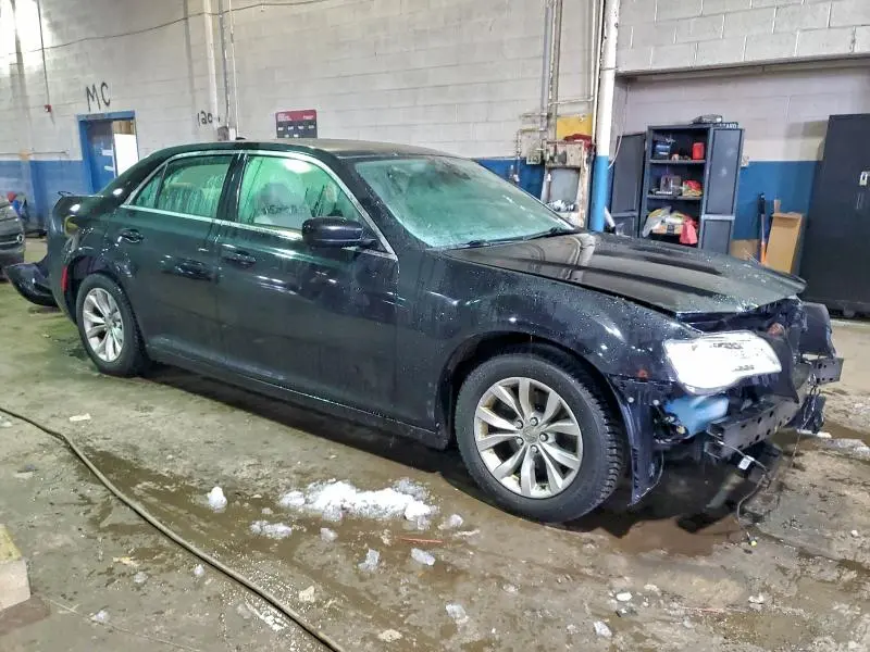 2016 CHRYSLER 300 LIMITED  