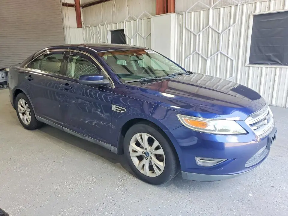 2011 FORD TAURUS SEL  