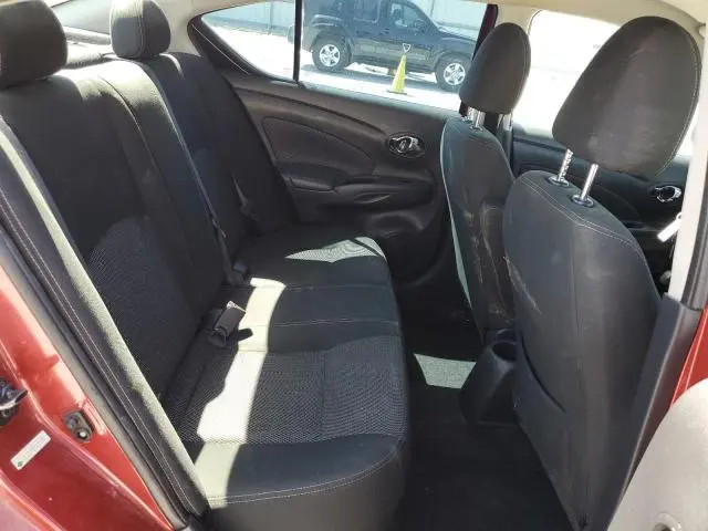 2019 NISSAN VERSA S  