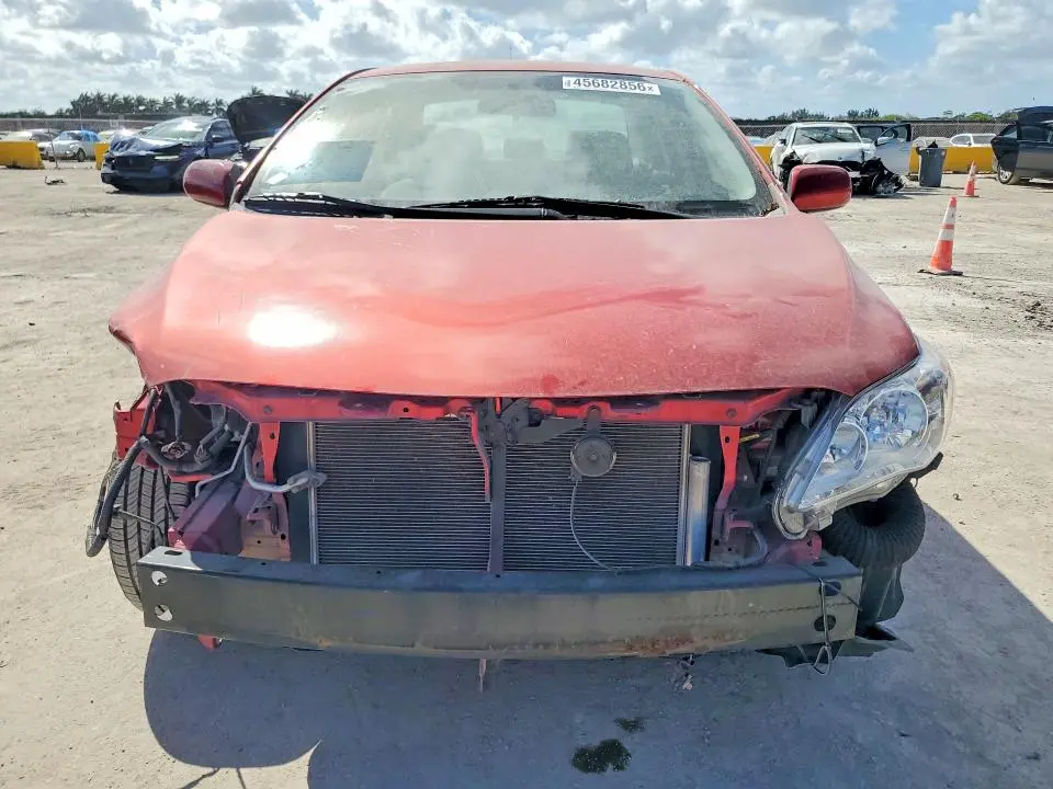 2013 TOYOTA COROLLA LE  