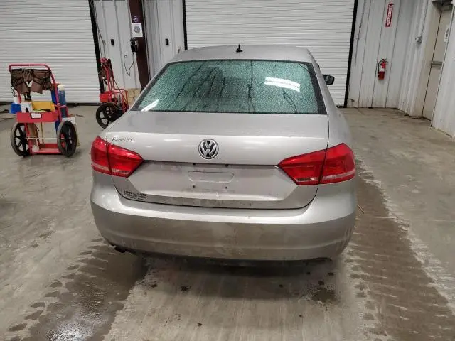 2013 VOLKSWAGEN PASSAT S  