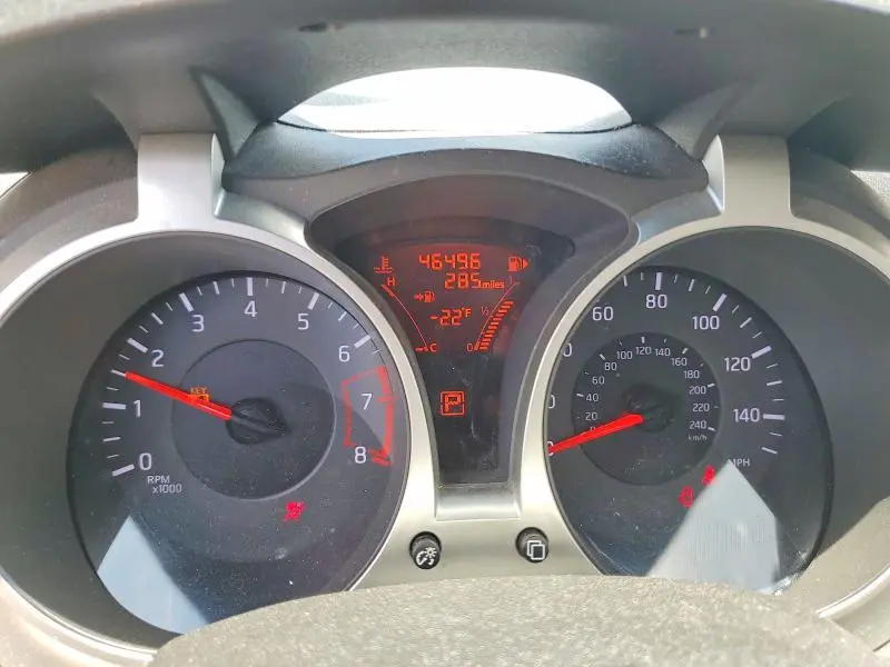 2014 NISSAN JUKE SL  