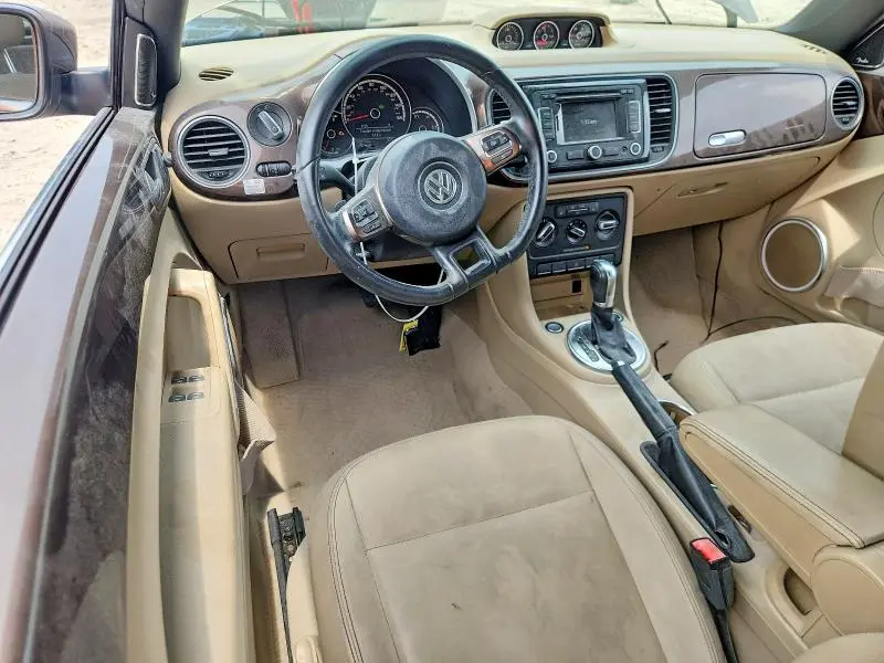 2013 VOLKSWAGEN BEETLE   