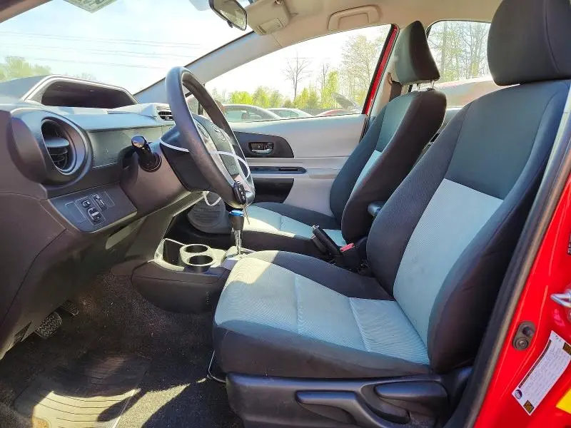 2012 TOYOTA PRIUS C TWO  