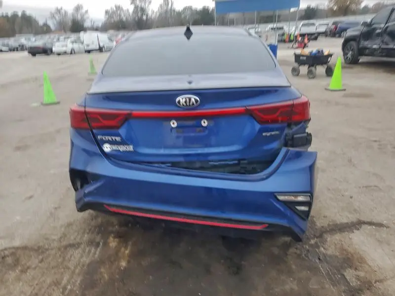 2021 KIA FORTE GT LINE  