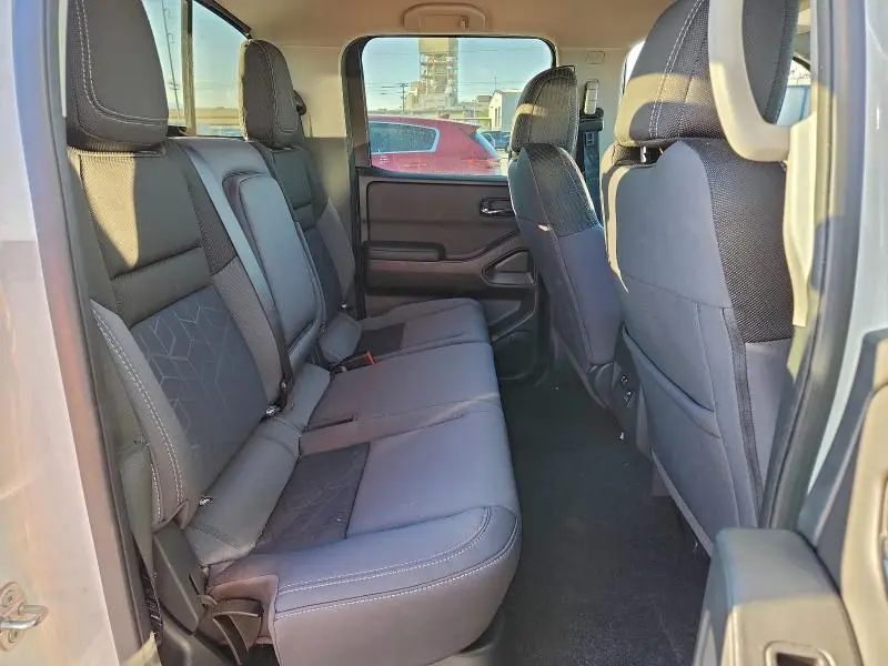 2025 NISSAN FRONTIER S  