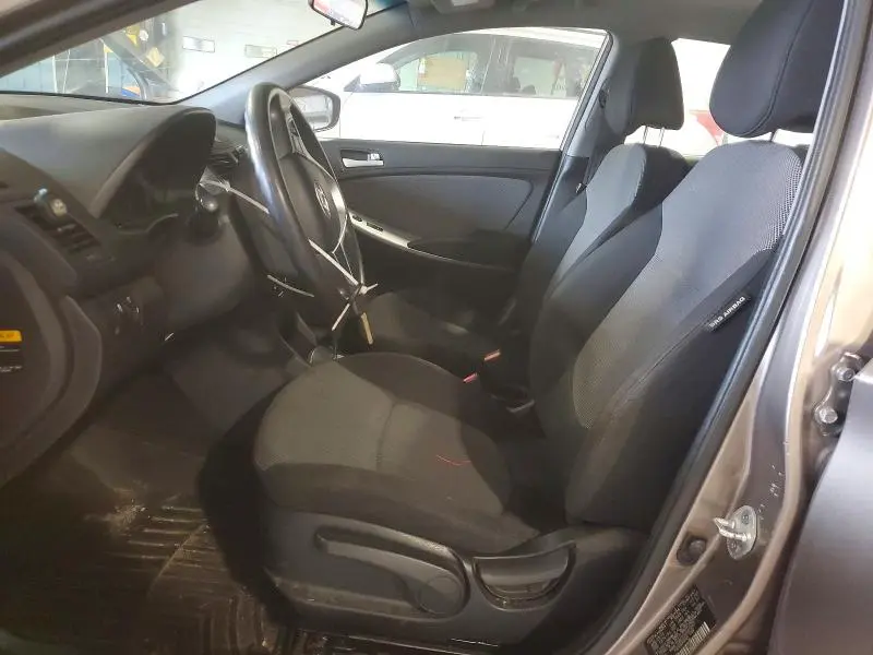 2013 HYUNDAI ACCENT GS  