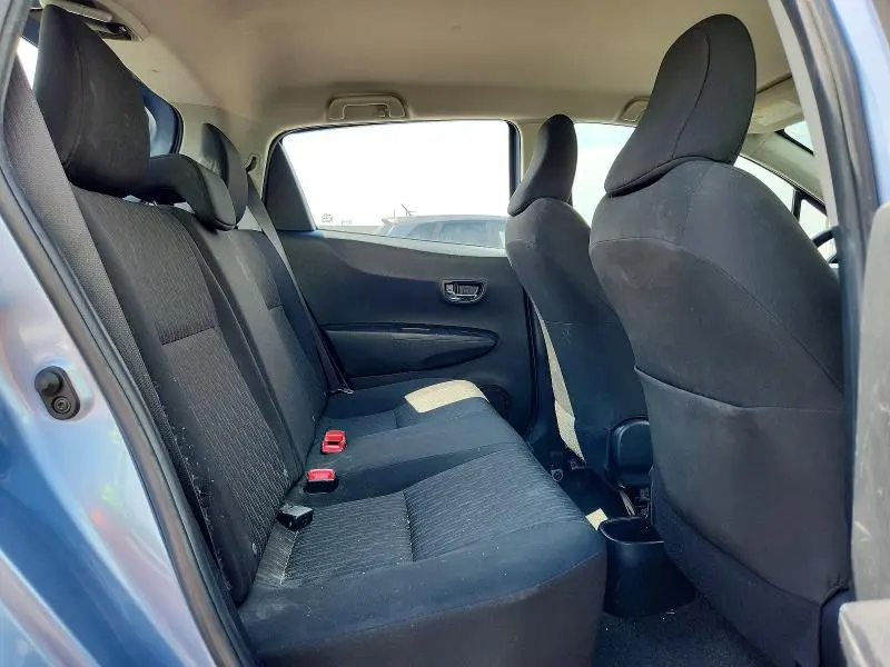 2014 TOYOTA YARIS 5-DOOR LE  