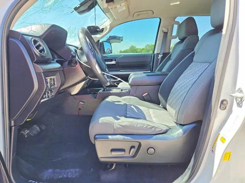 2021 TOYOTA TUNDRA SR5  