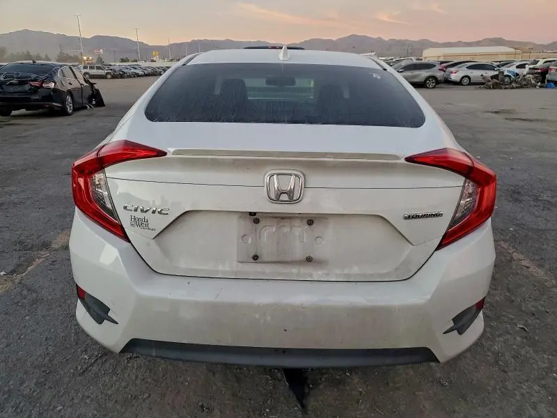 2017 HONDA CIVIC TOURING  