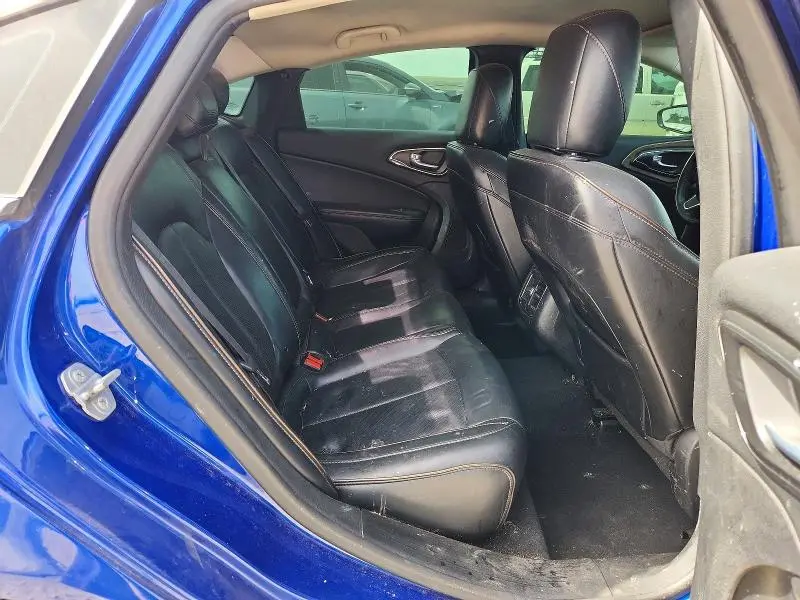 2015 CHRYSLER 200 C  