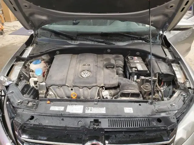 2012 VOLKSWAGEN PASSAT SE  