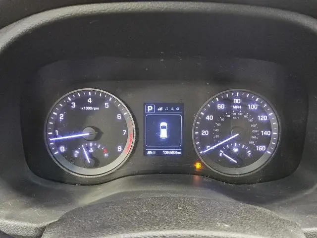 2018 HYUNDAI TUCSON SE  