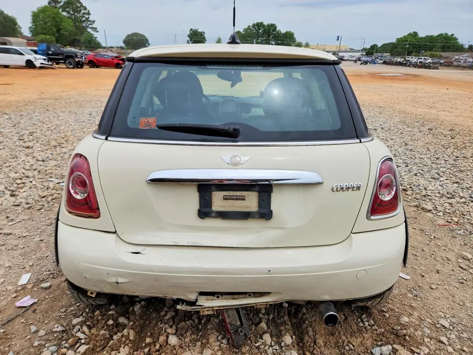 2013 MINI COOPER   