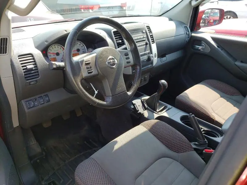 2012 NISSAN FRONTIER SV V6  