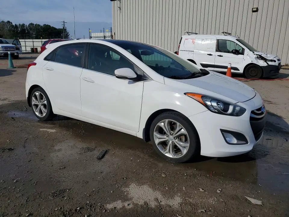 2013 HYUNDAI ELANTRA GT   