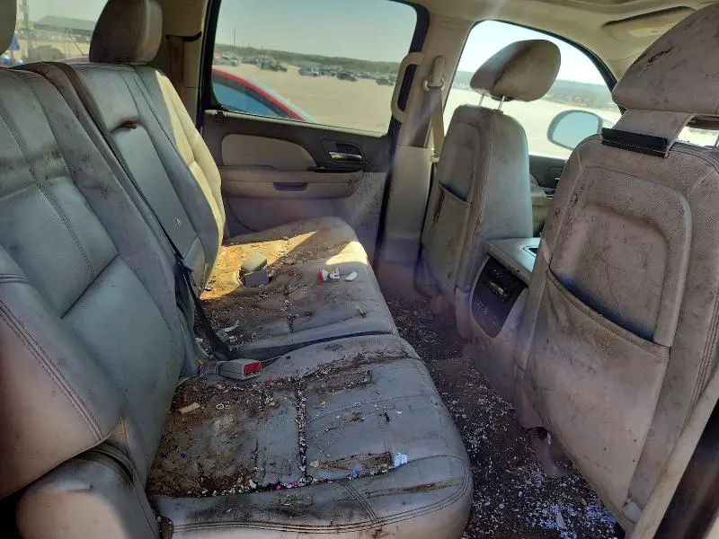 2014 CHEVROLET SUBURBAN C1500 LT  