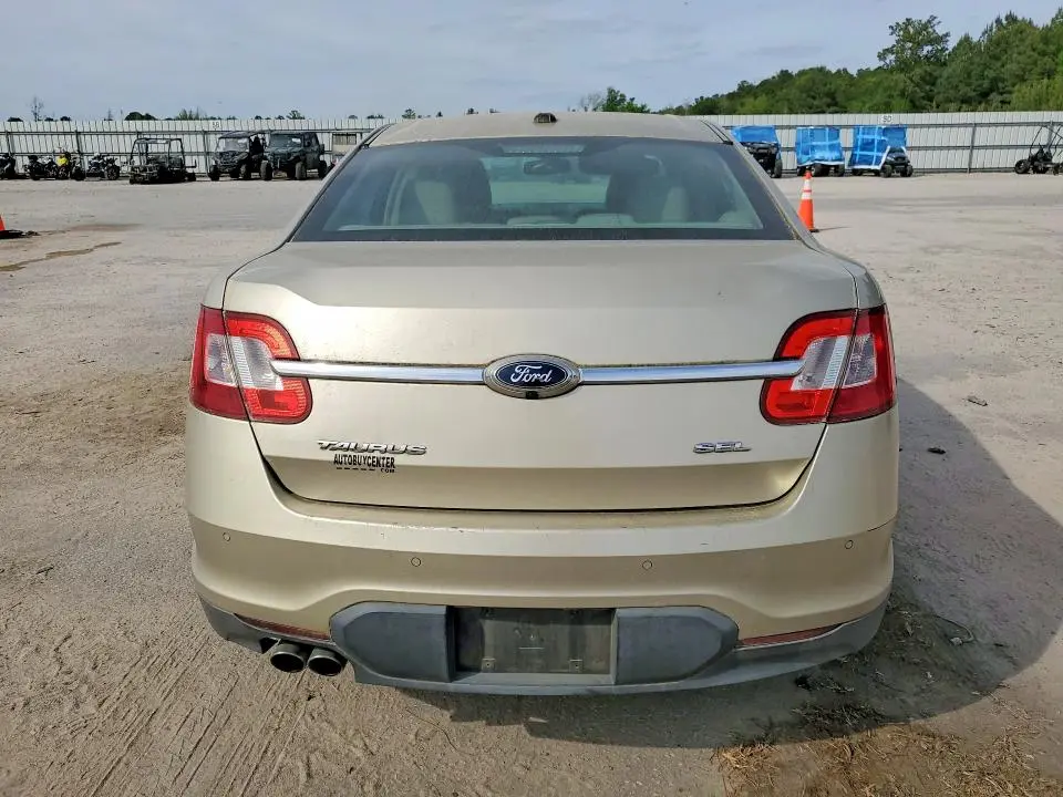 2011 FORD TAURUS SEL  