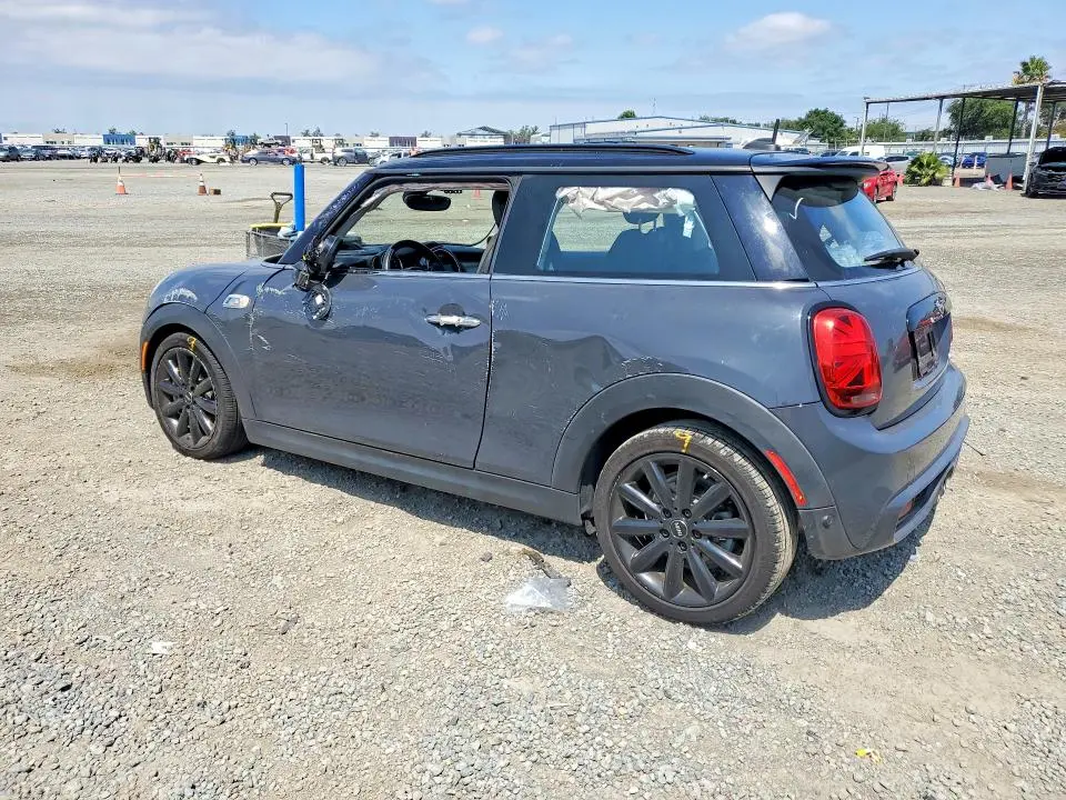 2019 MINI COOPER S  
