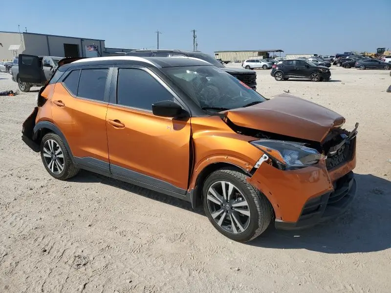 2020 NISSAN KICKS SV  