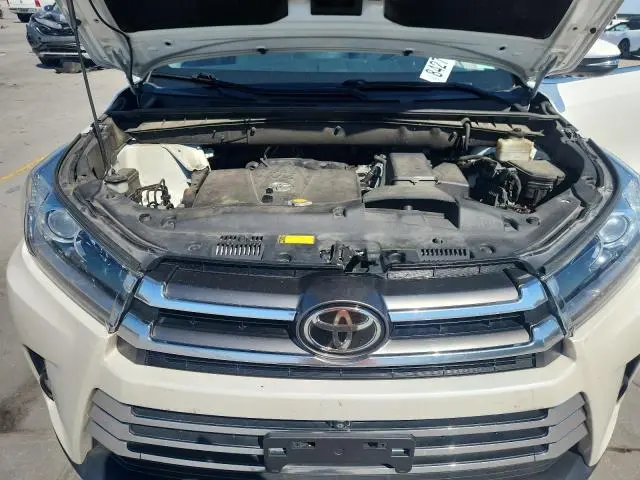 2017 TOYOTA HIGHLANDER LIMITED  