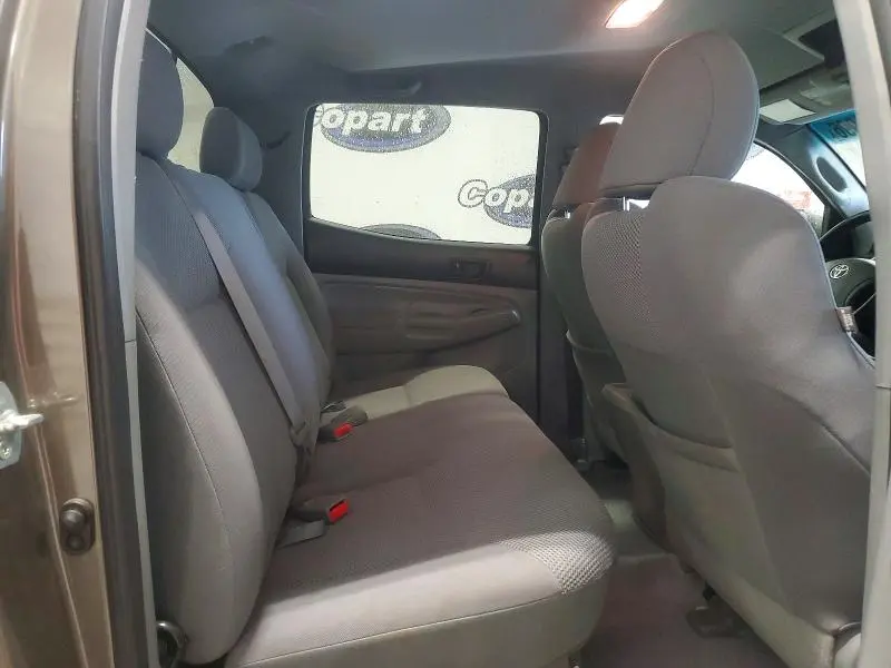 2010 TOYOTA TACOMA V6  