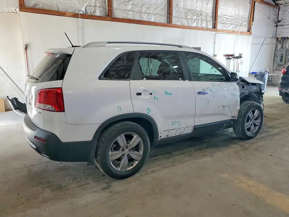 2013 KIA SORENTO EX  