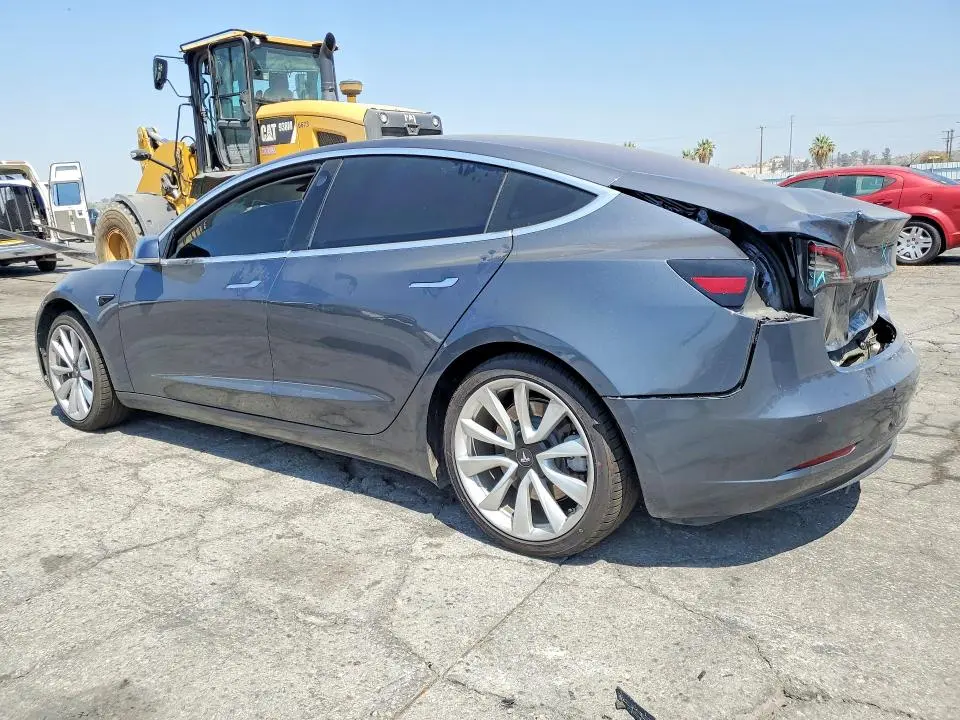 2018 TESLA MODEL 3   
