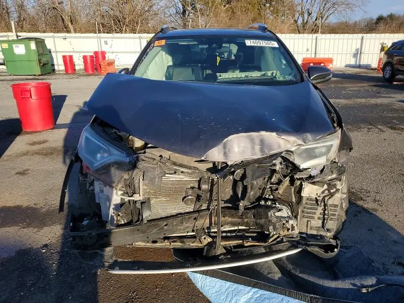 2016 TOYOTA RAV4 XLE  