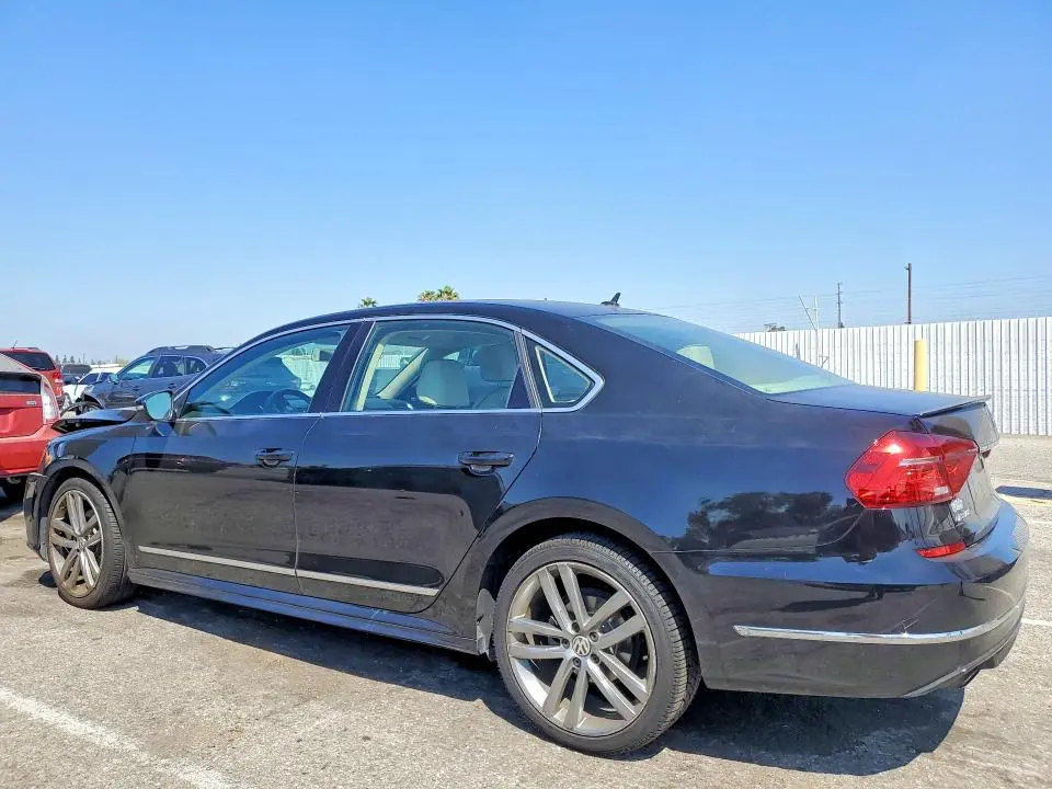 2016 VOLKSWAGEN PASSAT S  