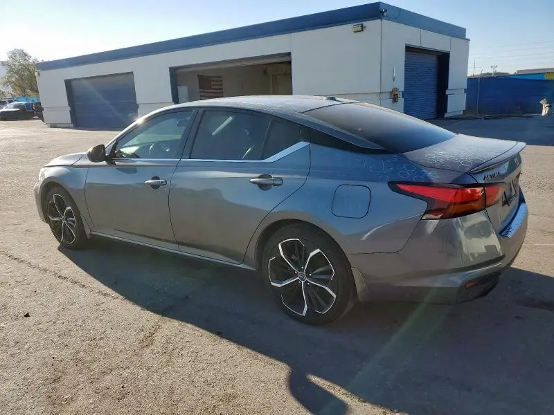 2023 NISSAN ALTIMA SR  