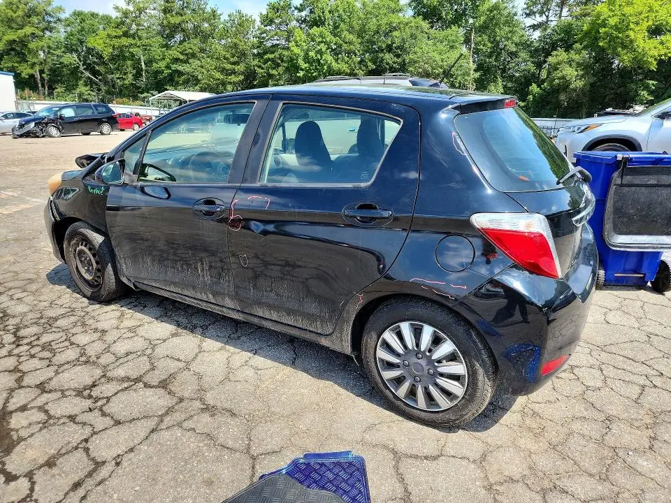 2012 TOYOTA YARIS 5-DOOR L  